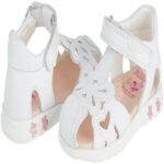 Sandalia Cangrejera Calada Pablosky