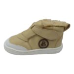 bota gerona pelo beige cierre velcro marca Blandy Shoes