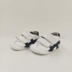 deportiva sin suela marino con blanco chuches