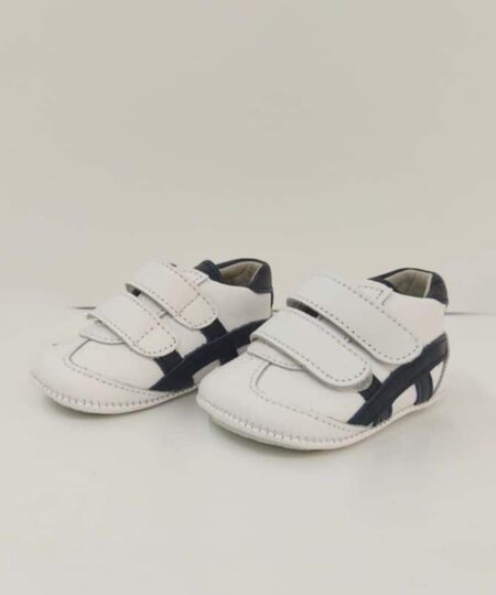 deportiva sin suela marino con blanco chuches