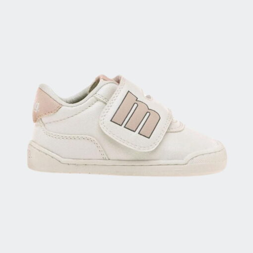deportiva baby usain rosa de la marca mustang free fabricada con materiales veganos