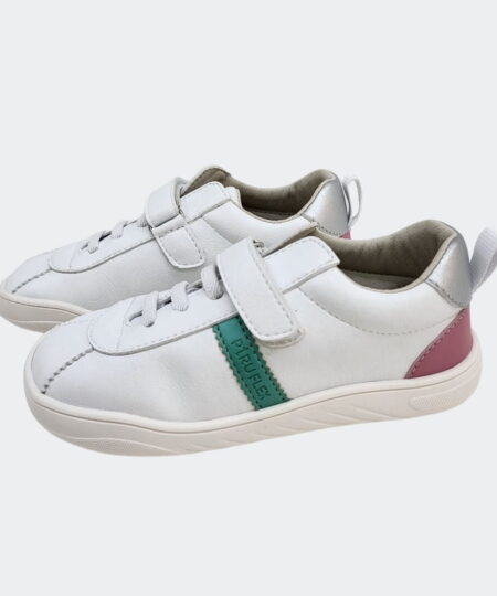 deportiva respetuosa micro en color blanco, verde, rosa y plata de la marca pirufin
