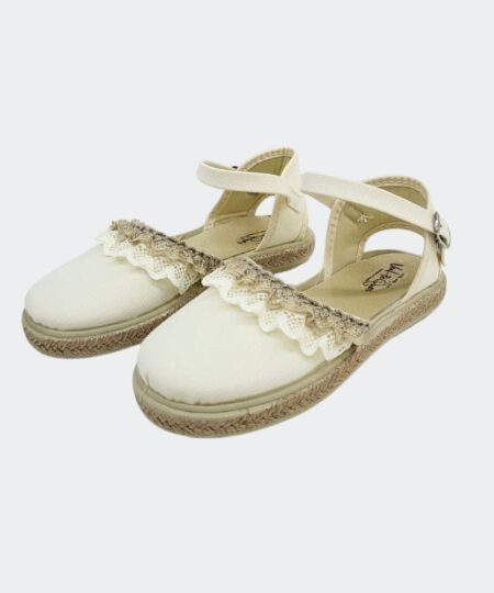 esparteñas puntilla beige vulpeques con cierre de hebilla