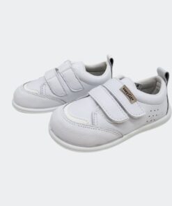 zapatilla deportiva respetuosa blanca de la marca zapy