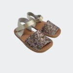 Menorquina Barefoot Dorada Zapy