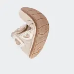 Zapatillas Respetuosas Charol Beige Conguitos - Imagen 3