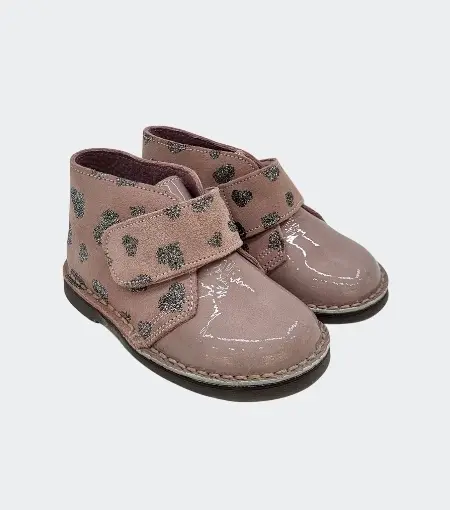 Bota Corazones Rosa Dar2